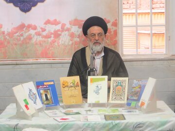 والله، امام جماعت بودن مهمتر از امام جمعه بودن است