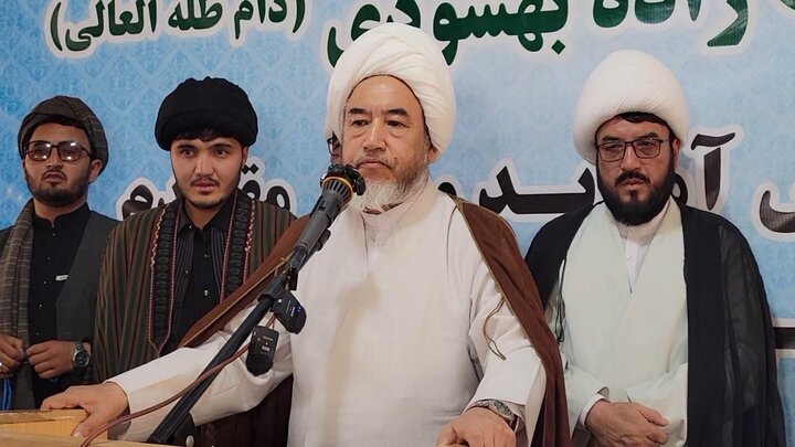 بازگشت آیت‌الله واعظ‌زاده بهسودی؛ از استقبال مردمی تا پرسش درباره سکوت در برابر طالبان