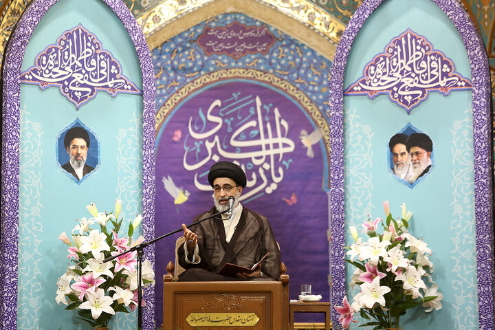 حضور پرشور زائران در حرم بانوی کرامت در شب میلاد حضرت زینب کبری (س)
