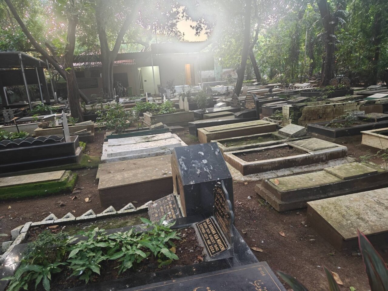 Rahmatabad Cemetery: A Quiet Chapter in Mumbai’s Shia History