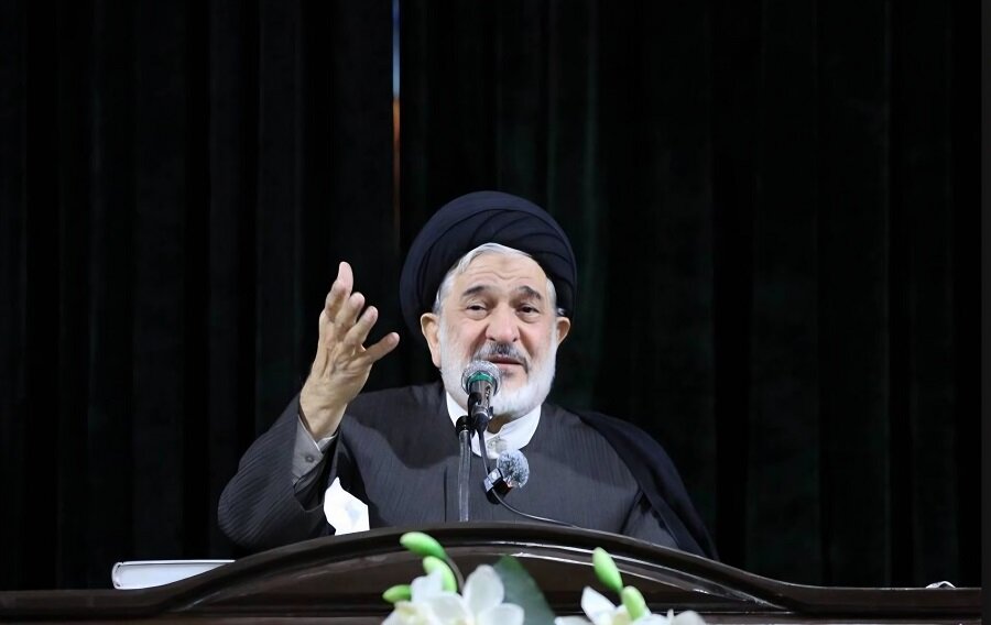 امروز روز دفاع از ایران، وحدت و همبستگی ملی است