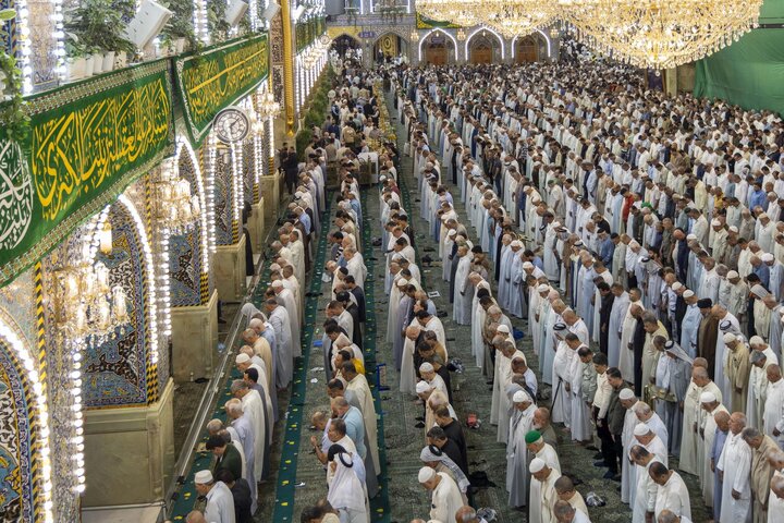 تقرير مصور/ أجواء ليلة الجمعة في مرقد أبي الفضل العباس (عليه السلام)