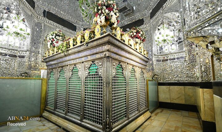 گزارش تصویری/ غبارروبی مضجع حضرت عبدالعظیم(ع)