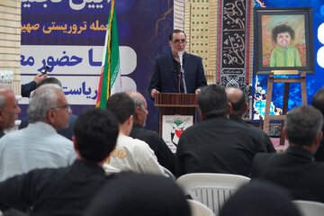 ایستادگی و حفظ انسجام ملی عامل پیروزی ملت ایران در این امتحان بزرگ است 