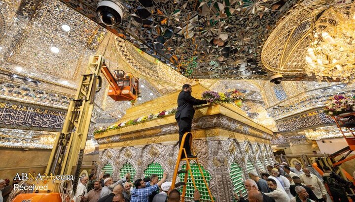 گل آرایی حرم مطهر امام حسین(ع) به مناسبت ولادت با سعادت حضرت زینب(س)