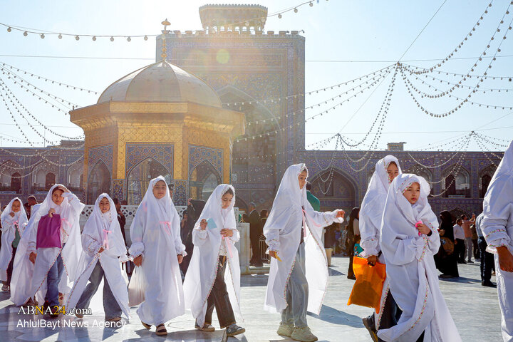 جشن تکلیف ۴۸۰ دختر در حرم مطهر رضوی