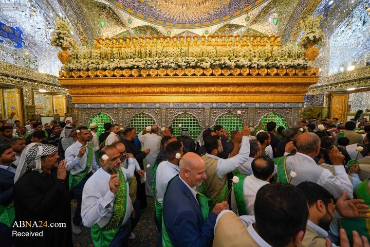 گل‌آرایی حرم مطهر امام علی(ع) در آستانه میلاد حضرت زینب(س)
