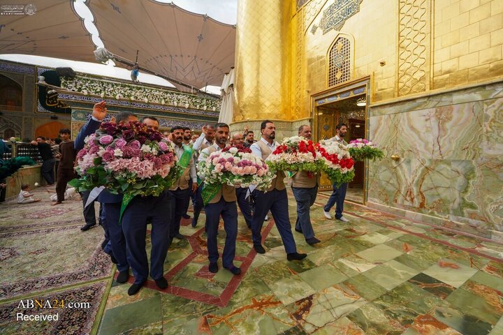 Foto / Hz. Zeynep’in (s.a) Doğum Günü Arefesinde İmam Ali’nin (a.s) Kutsal Türbesinin Çiçeklerle Süslenmesi