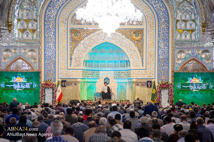 Foto / Hz. Zeynep’in (s.a.) Doğum Gecesinde İmam Rıza’nın (a.s) Kutsal Türbesindeki Atmosfer