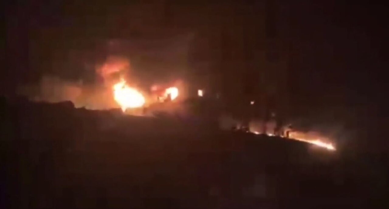Iran says super tanker caught fire after striking sea mine in Hormuz (+Video)