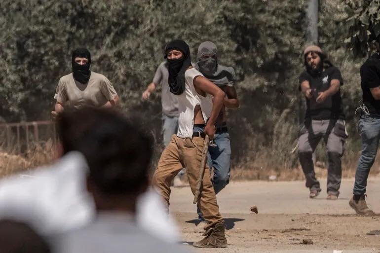 Israeli settler attacks on Palestinian farmers intensify during olive harvest