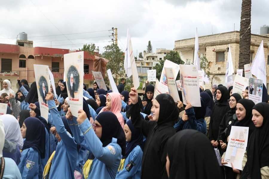 برگزاری تجمع همبستگی با دختران محجبه جمهوری آذربایجان در جنوب لبنان + عکس