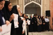 وقفة تضامنية لطلبة جامعة الزهراء في كربلاء مع طالبات أذربيجان بسبب منع الحجاب