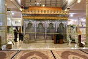 إجراء أعمال الإدامة لشباك مرقد الصحابي أثيب اليماني (رض)