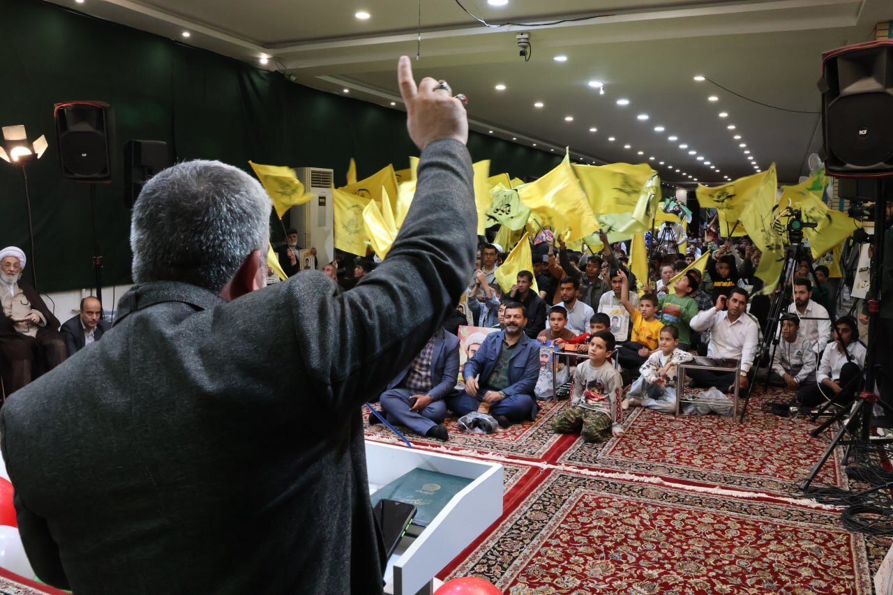 جشن میلاد حضرت زینب(س) با حضور خانواده‌های شهدای فاطمیون در مشهد + تصاویر