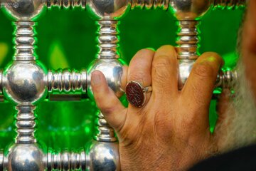 Photos: Spiritual atmosphere at Imam Ali’s shrine during Lady Zaynab’s birth anniversary