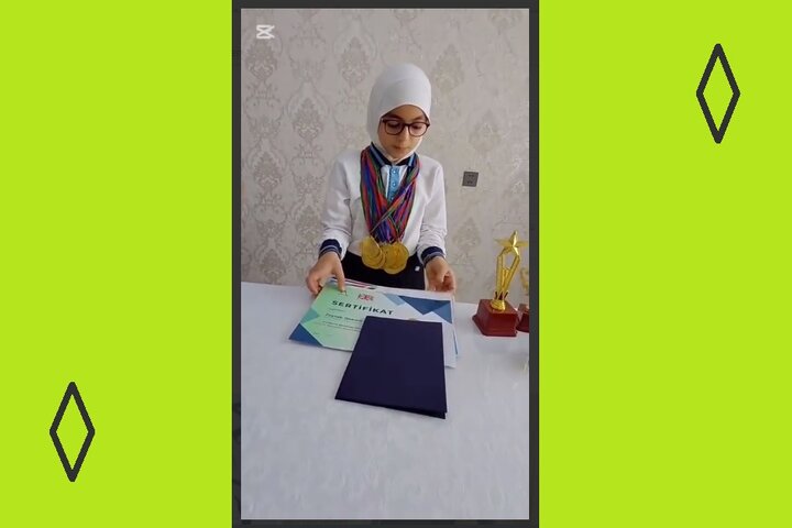 Video / Təhsillə bağlı onlarla qızıl medal və kuboklar qazanan Hicablı şagird təhsildən məhrum edildiyi üçün hüquqların tələb edir