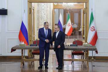 Galeri Foto: Pertemuan Menteri Luar Negeri Iran dan Rusia