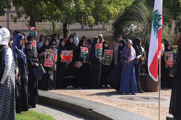 تقرير مصور/ جانب من حضور وقفة تضامنية للسيدات بلبنان تضامنا مع المحجبات في أذربيجان