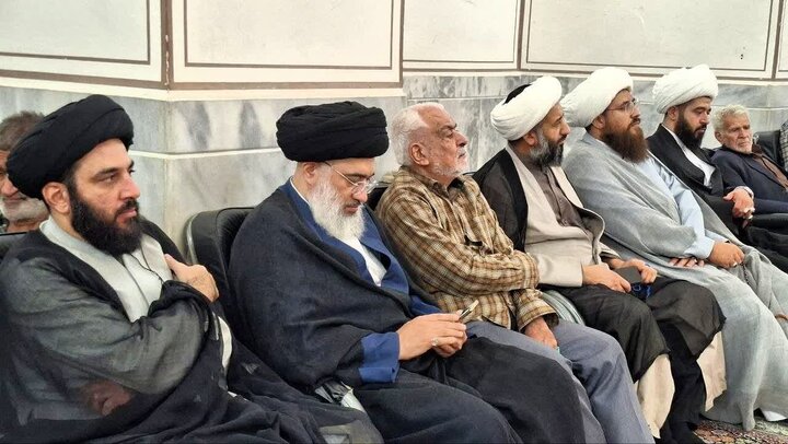 Photos: Memorial ceremony for Ayatollah Shobeiri Zanjani held in Khomeinishahr, Iran