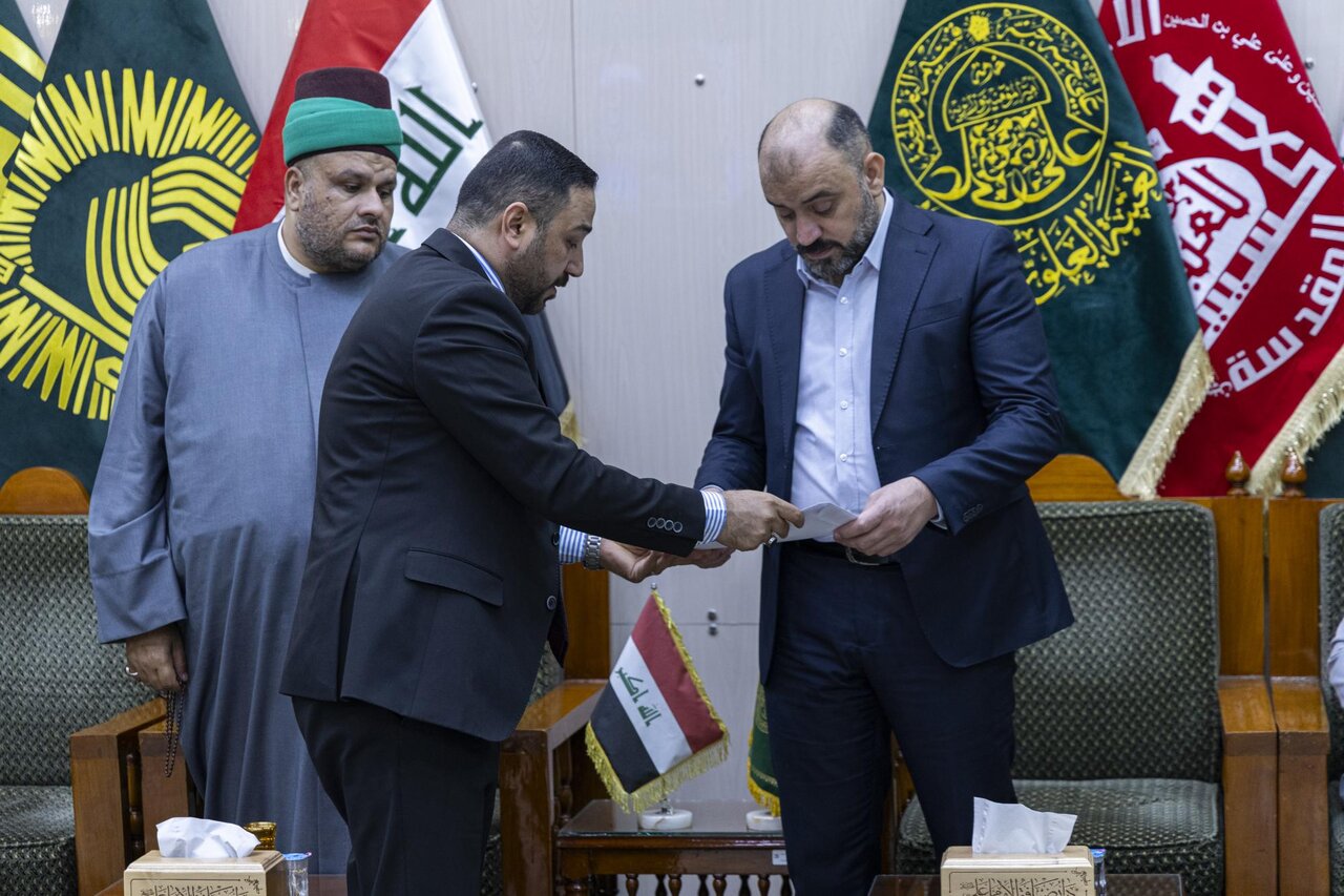 Al-Abbas Shrine extends an invitation to Imam Ali Shrine to participate in first coordination forum for medical services