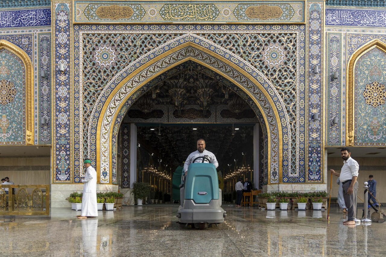 Al-Abbas Holy Shrine launches cleaning campaign at Bab al-Qibla entrance