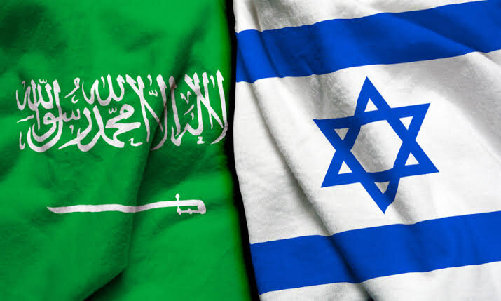 صحيفة إسرائيلية تكشف عن دعم صهيوني للسعودية في العدوان على اليمن