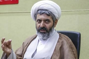 Especialista: proibições do hijab testam o compromisso declarado do Ocidente com os direitos das mulheres