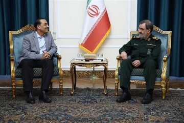 محسن رضائی :  ایران کا ایک ذرہ افزودہ جوہری مواد بھی ملک سے باہر نہیں جائے گا