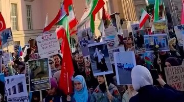 برلن، انقرہ، استنبول اور عراق میں الہام علیوف کی حجاب دشمنی کے خلاف احتجاج + تصاویر