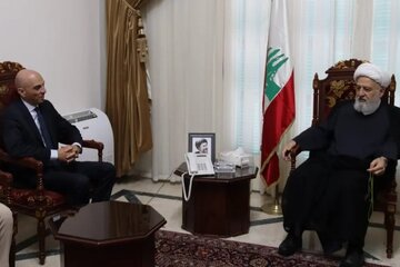 الشيخ الخطيب أثناء استقبال السفير المصري بلبنان: نريد دولة تحمينا وتحمي أهلنا وشعبنا