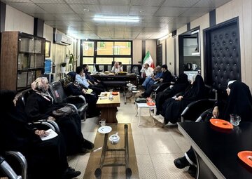 میزبانی انجمن داستان‌نویسان کانون نویسندگان قم از راوی روزهای اسارت و مقاومت