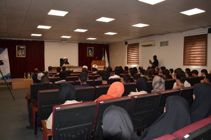 گزارش تصویری/ آیین آغاز سال تحصیلی دانشگاه بین‌المللی اهل‌بیت(ع) و گرامیداشت رهبر شهید