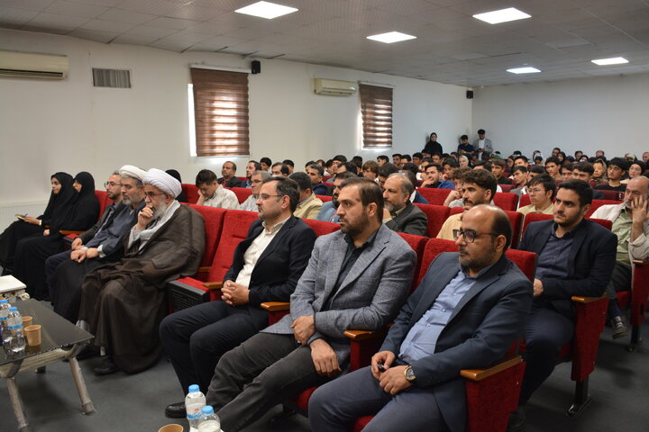 گزارش تصویری/ آیین آغاز سال تحصیلی دانشگاه بین‌المللی اهل‌بیت(ع) و گرامیداشت رهبر شهید