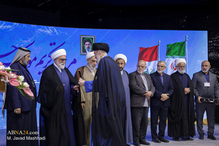 مراسم تکریم مواکب حسینی در حرم مطهر رضوی