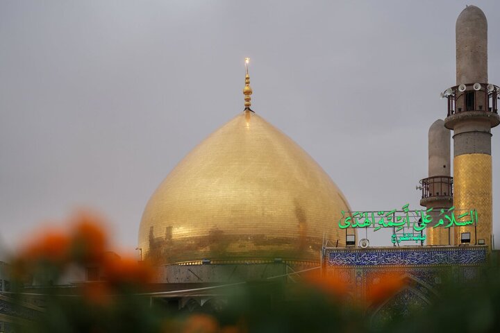 Informe fotográfico | La lluvia trae una atmósfera refrescante al patio de Al-Askariyayn (PB)