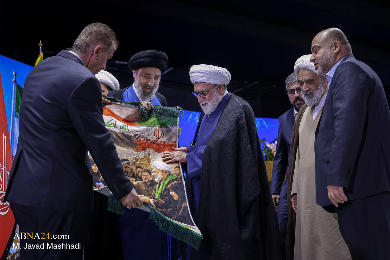 مراسم تکریم مواکب حسینی در حرم مطهر رضوی
