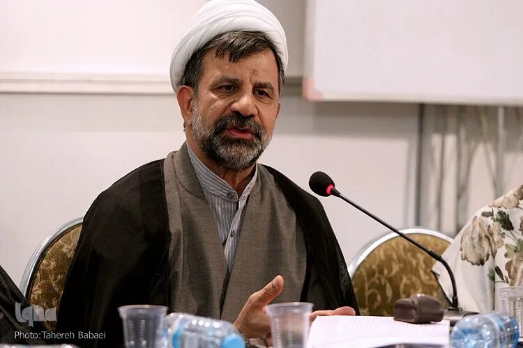تجلیل از استاد کاملان؛ عالمی که علم و خیر اجتماعی را در هم آمیخت