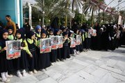 تقرير مصور/ منطقة بين الحرمين بكربلاء تشهد وقفة تضامنية مع الطالبات المحجبات في آذربيجان