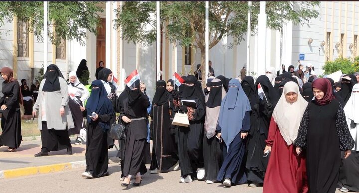 تقرير مصور/ وقفة احتجاجية لجامعة الأنبار العراقية رفضاً لحظر الحجاب في أذربيجان