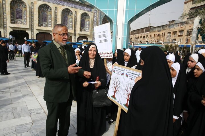 تقرير مصور/ منطقة بين الحرمين بكربلاء تشهد وقفة تضامنية مع الطالبات المحجبات في آذربيجان