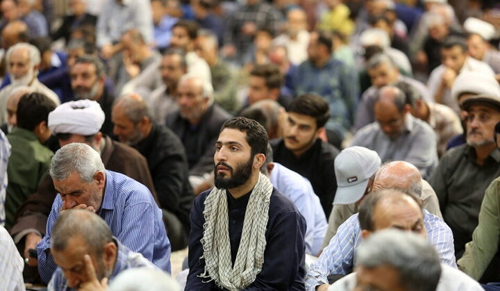 محفل عزاداری شب نخست ایام فاطمیه در حرم مطهر فاطمه ثانی(س)
