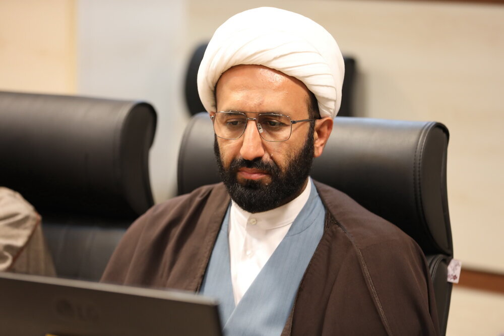 تشکر معاون امور طلاب حوزه‌های علمیه از وزیر علوم برای حمایت از دختران محجبه آذربایجان
