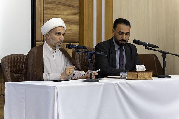 باحث إسلامي يقدم بحثا عن المعالم المنهجية والنقدية لكتاب مفتاح الغرر للشيخ خضر الرازي