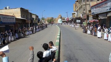 صعدة تشهد مئات الوقفات الشعبية استمرارًا للنفير العام والجهوزية لمواجهة العدو السعودي
