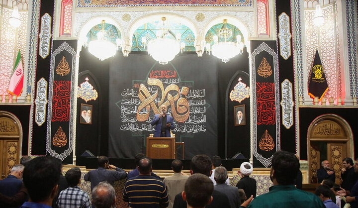 Photos: Mourning ceremony on first night of Fatimiyya days held at Hazrat Masoumeh holy shrine