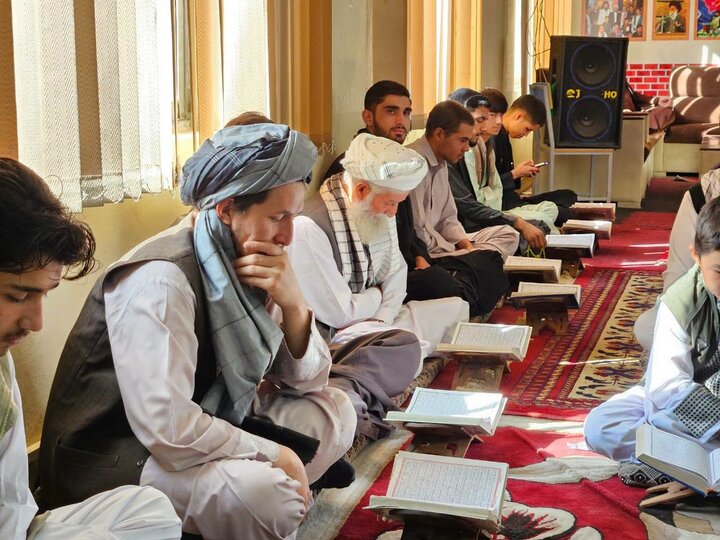 Quran recitation techniques in Chindawol, Kabul