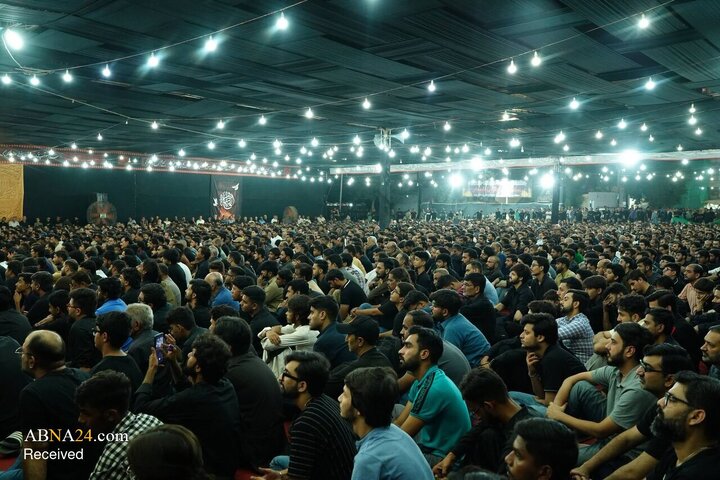 اجتماع گسترده عزاداران فاطمی در کراچی با شعار «لبیک یا زهرا»