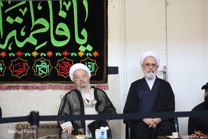 مجلس سوگواری ایام فاطمیه با حضور آیت‌الله مکارم شیرازی