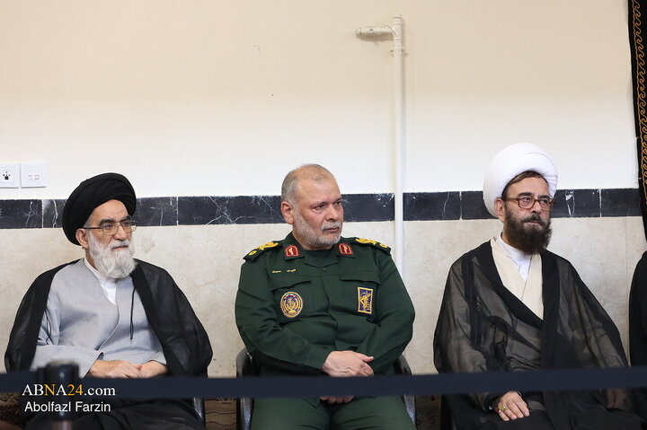 مجلس سوگواری ایام فاطمیه با حضور آیت‌الله مکارم شیرازی